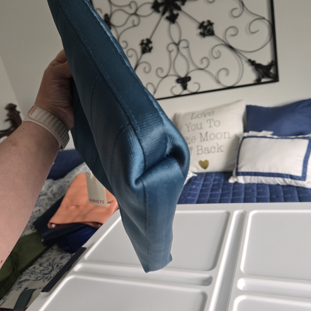 Teal Blue Men's Travel Pouch - Lightweight Zip Organizer - Picture 6 of 6